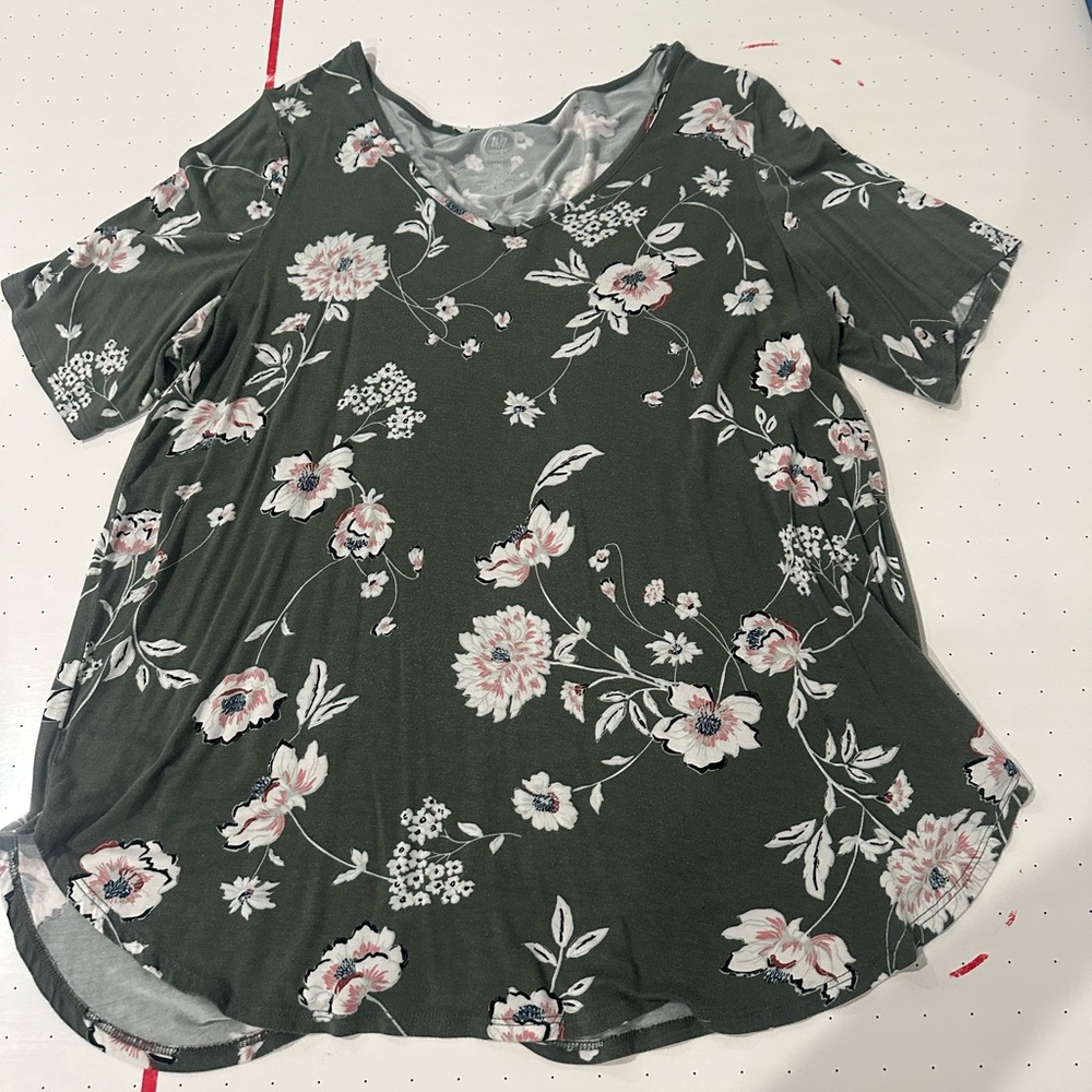 Maurice's floral shirt